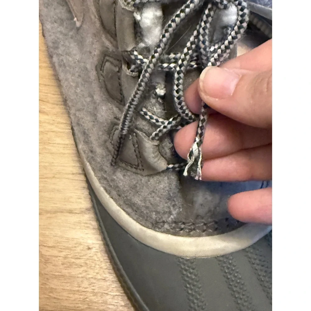 Sorel Women Out 'N About Felt boots Gray waterproof rubber fleece lining Size 9